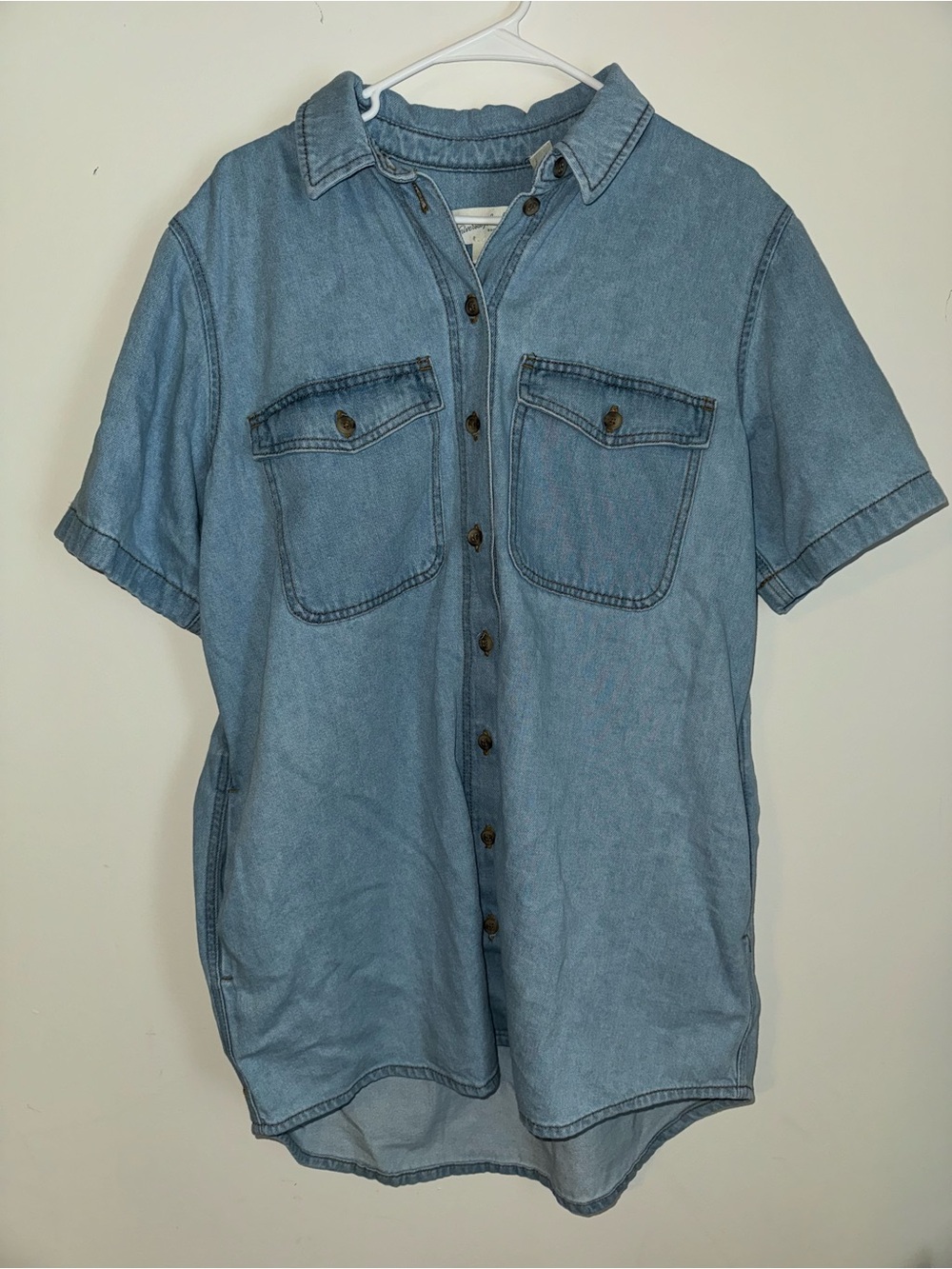 Universal Thread Light Blue Short-Sleeve Denim Shirt